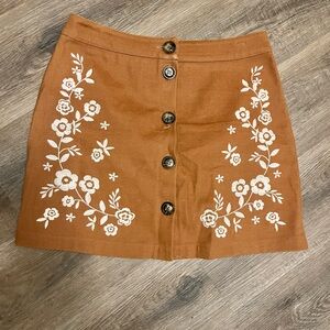 Francesca's Mi Ami Embroidered Mini Skirt Sz L
